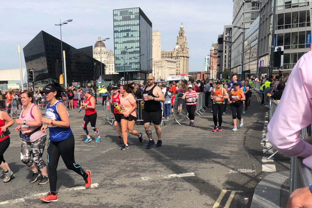 ScotsRanger82's tweet image. She’s Still going ☺️ So Proud of this Woman! Sarah your a Inspiration! 
#MercerActive #NuttyRunner #LiverpoolHalfMarathon #RnRLiverpool @ChristinaDove7 @lifeatmercer @KnowsleyHarrier @fetcheveryone