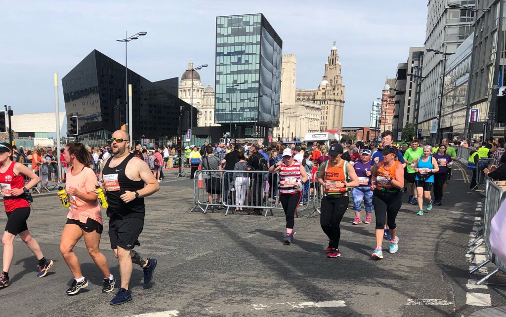 ScotsRanger82's tweet image. She’s Still going ☺️ So Proud of this Woman! Sarah your a Inspiration! 
#MercerActive #NuttyRunner #LiverpoolHalfMarathon #RnRLiverpool @ChristinaDove7 @lifeatmercer @KnowsleyHarrier @fetcheveryone