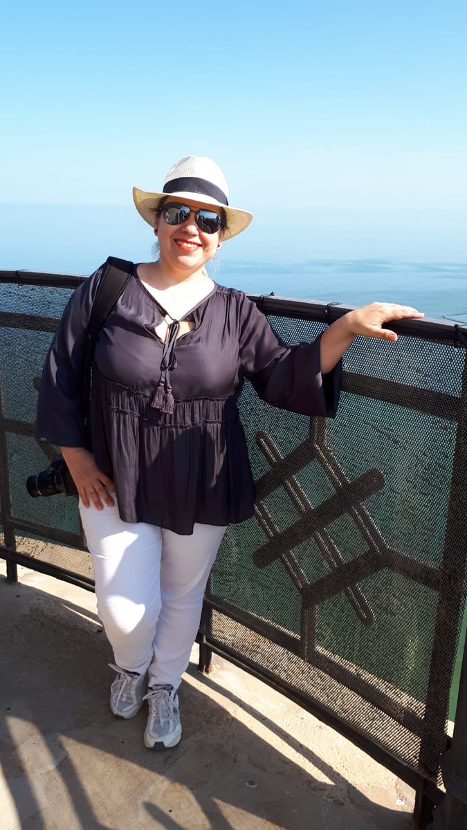 mirutaes's tweet photo. El faro más alto de España, el faro de Chipiona 322 escalones que merecen la pena subir...despacito eso sí😅😅 #chipionanatural #Chipiona #Cádiz #Andalucía #viveAndalucía #intensamente https://t.co/PRz9pDi6QL