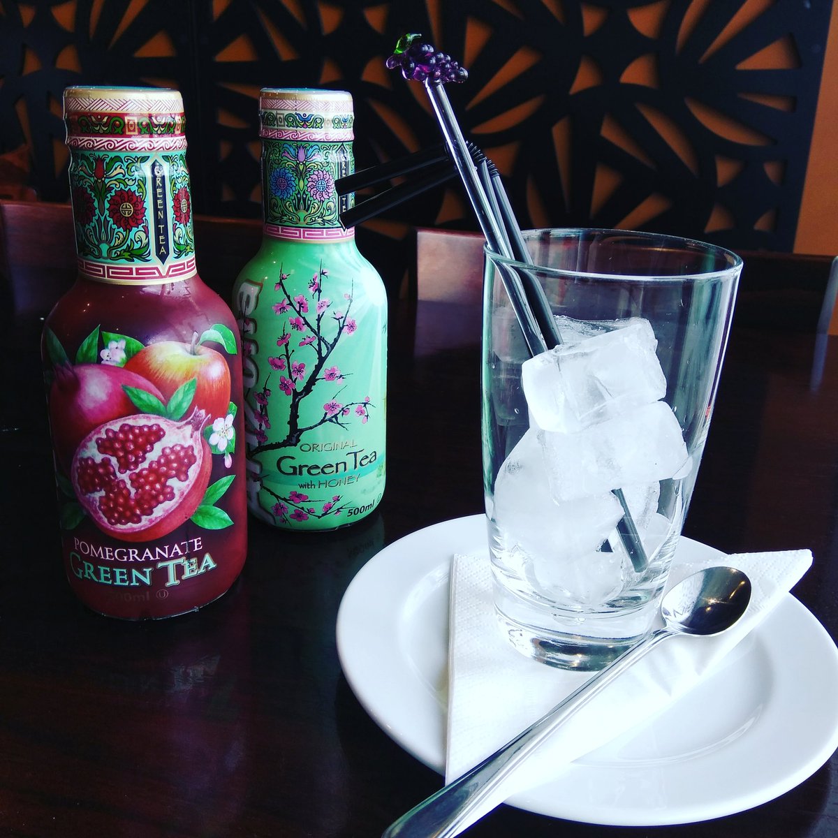 cafe_ginger's tweet photo. Do you enjoy a nice iced tea but quite often they're very sweet and over powering? Well we have the solution for you! Come on in to @ginger_cafe and try our new iced teas, we are open from 8am tomorrow! #icedtea #arizonaicedtea #greentea @RichmondMall1 https://t.co/sqxaMkEbRG