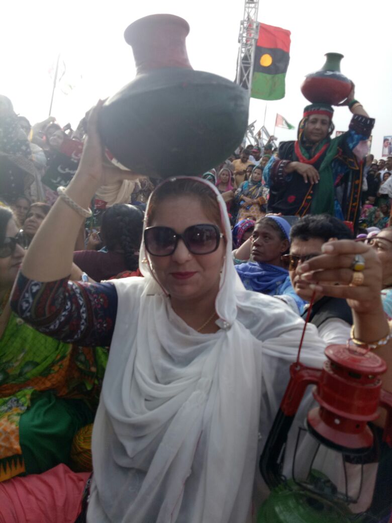 Hameedappp1's tweet photo. Jena hoga marna hoga Dharna hoga . At  bypass hyd
@BBhuttoZardari @BakhtawarBZ @AseefaBZ @AnnieNoorulain @shaguftajumani @SabaHyder1 @SanamTalpur6 @rabia_mirani https://t.co/1yVGCI4IhL
