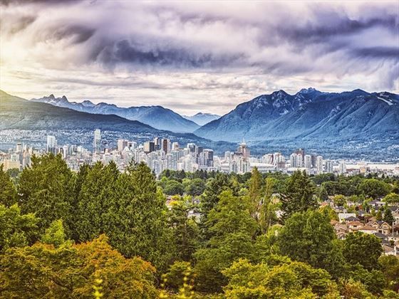 CanadianSkyUK's tweet photo. Flying direct to #Vancouver, explore all this fantastic city has to offer flying with Air Transat. Enjoy beautiful coastal views, verdant forests and striking mountain surrounds.. #BC https://t.co/oQcT8qaTy6 https://t.co/V3PS3td4vG