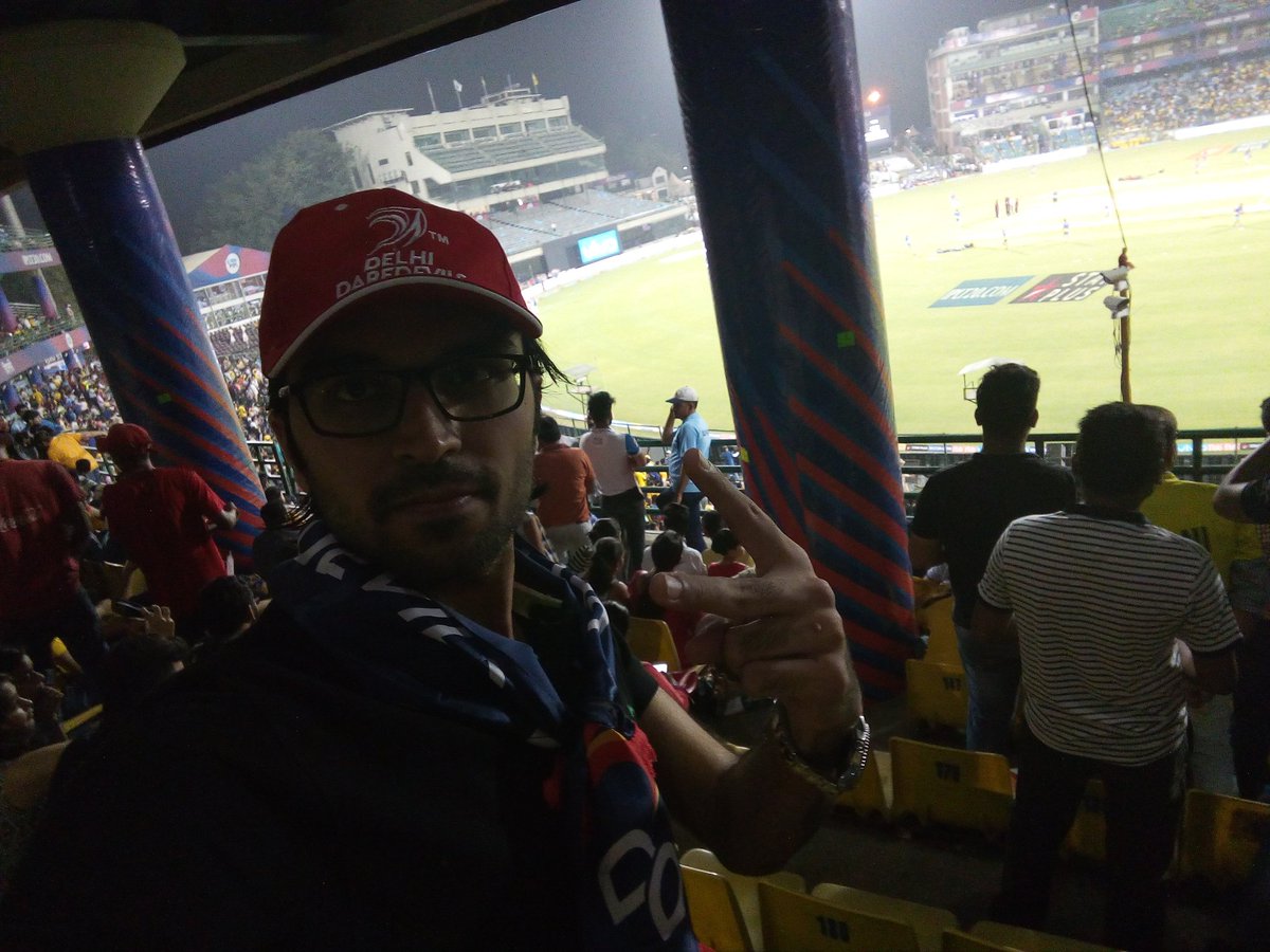 piyushpuri12's tweet photo. @StarSportsIndia Cheering for my favourite Delhi Daredevils #DD #DDFan #DilDilli  #VIVOIPL #Dhadkega #Cricketlover #CricketFever #cricketfan #IPL18
#VIVOPerfectFan #IPL #ipl2018 @StarSportsIndia @vivo_india https://t.co/I3nxT5HMgl