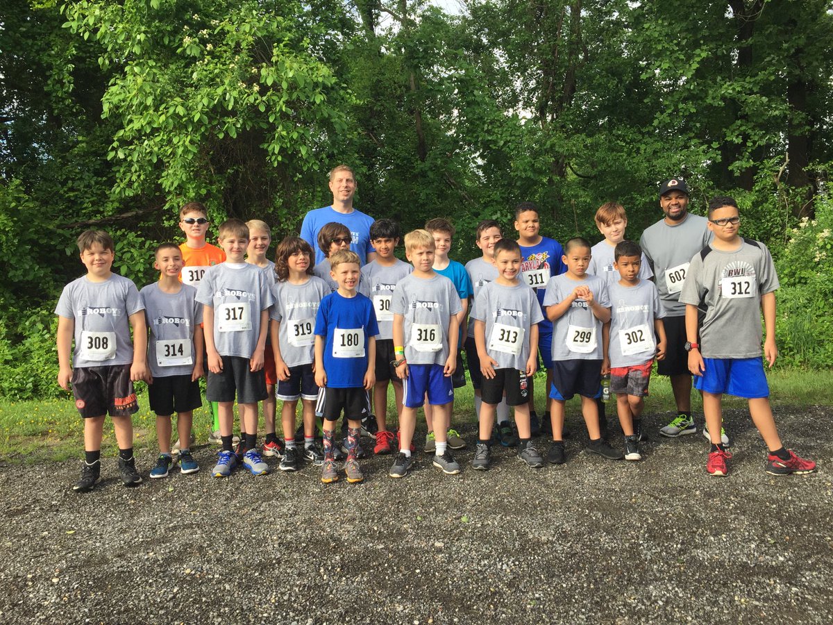 Nantucketaacps's tweet photo. HERO Boys are ready for the 5k this morning!  #AACPSAwesome https://t.co/6mSFYPtkVL