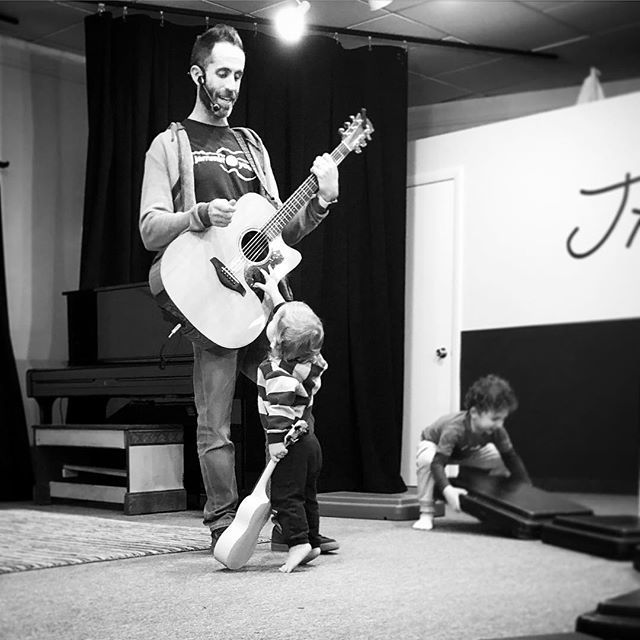 TheJamtones's tweet photo. Rockin out a little acoustic show today as part of the Newton Arts Fest. @jrviceexecchair and I will be jammin @ 11am - family access in Newton!  Come hang! 
Cutest 📸 ever by @carri.martin :) https://t.co/6h7Ch8Llbz https://t.co/WMJ2wAy1NN