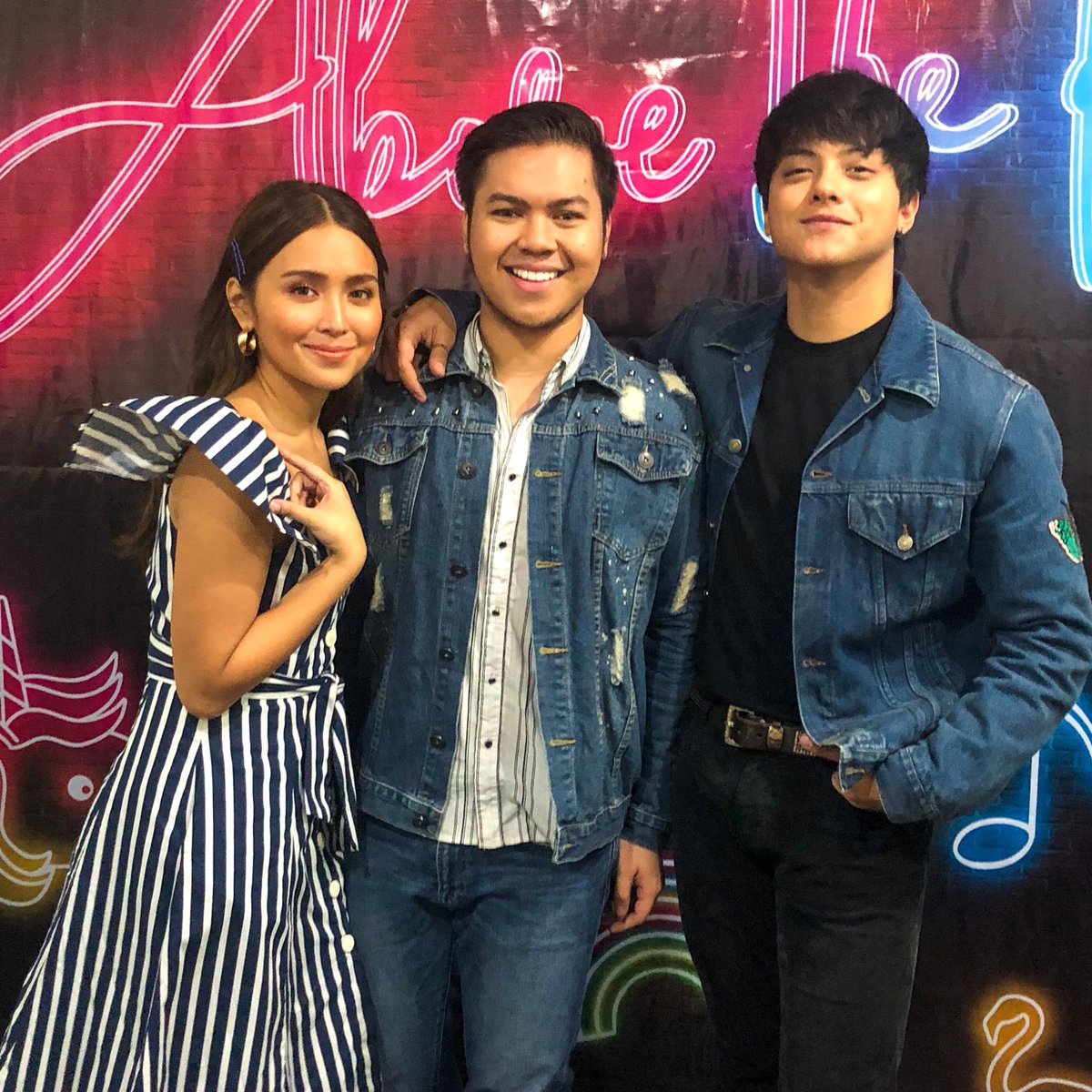 rhapsalazar's tweet photo. Opened the show for KathNiel’s “Above The Rest” today. Thank you Sterling for making this possible. Great seeing you @bernardokath and @supremo_dp ❤️ https://t.co/3TnZ1NJy2U