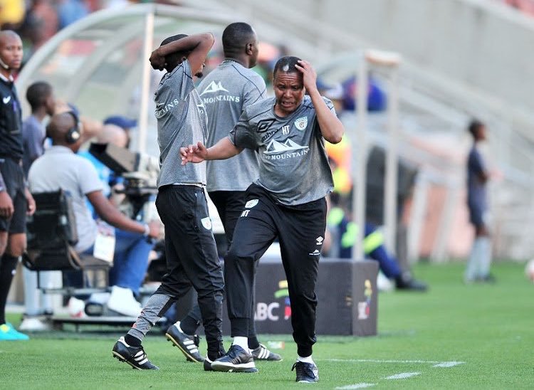 IamTshepoVandal's tweet photo. When @Gipla_SA dropped Phusha skorokoro #WestBehaviour https://t.co/ri87q2CtQM