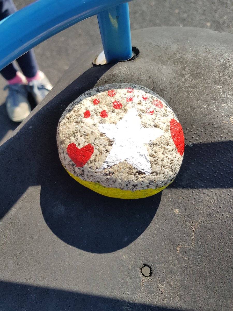 TallM07's tweet photo. #islastones Charwelton Drive play area #Rugby Brownsover. Raising awareness of terminal cancer. #findandrehide. https://t.co/jK8ghk3BnU