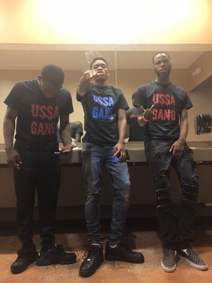 _yeahThatsDee's tweet photo. #IssaNightmare4 #USSAGANG🤟🏾🤙🏾 @Lil_MarvinCuhh https://t.co/JBfkTf9Xon