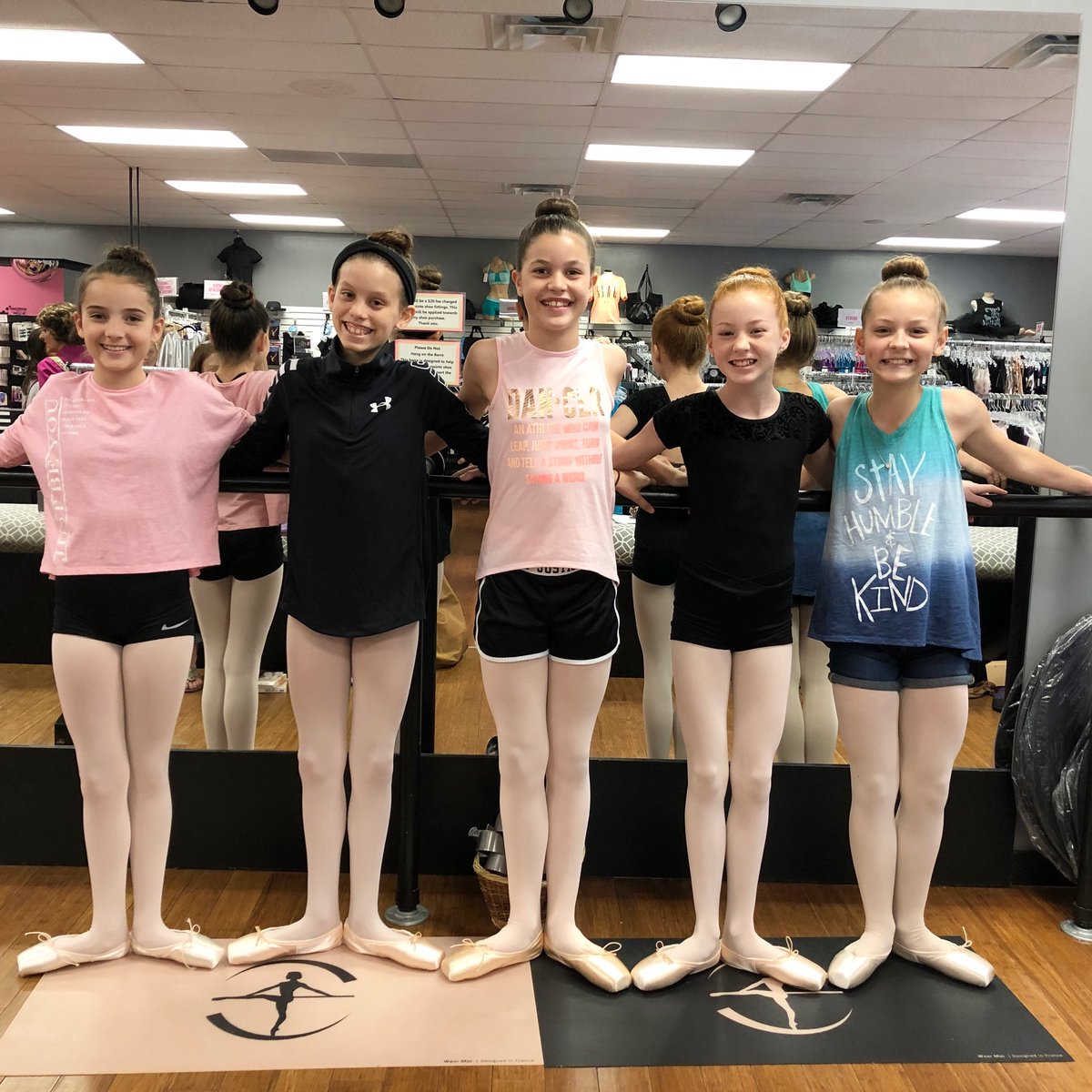 marilynhssod's tweet image. These are the moments you never forget. #pointeshoes #firstpair #besties #dance #iamhssod20