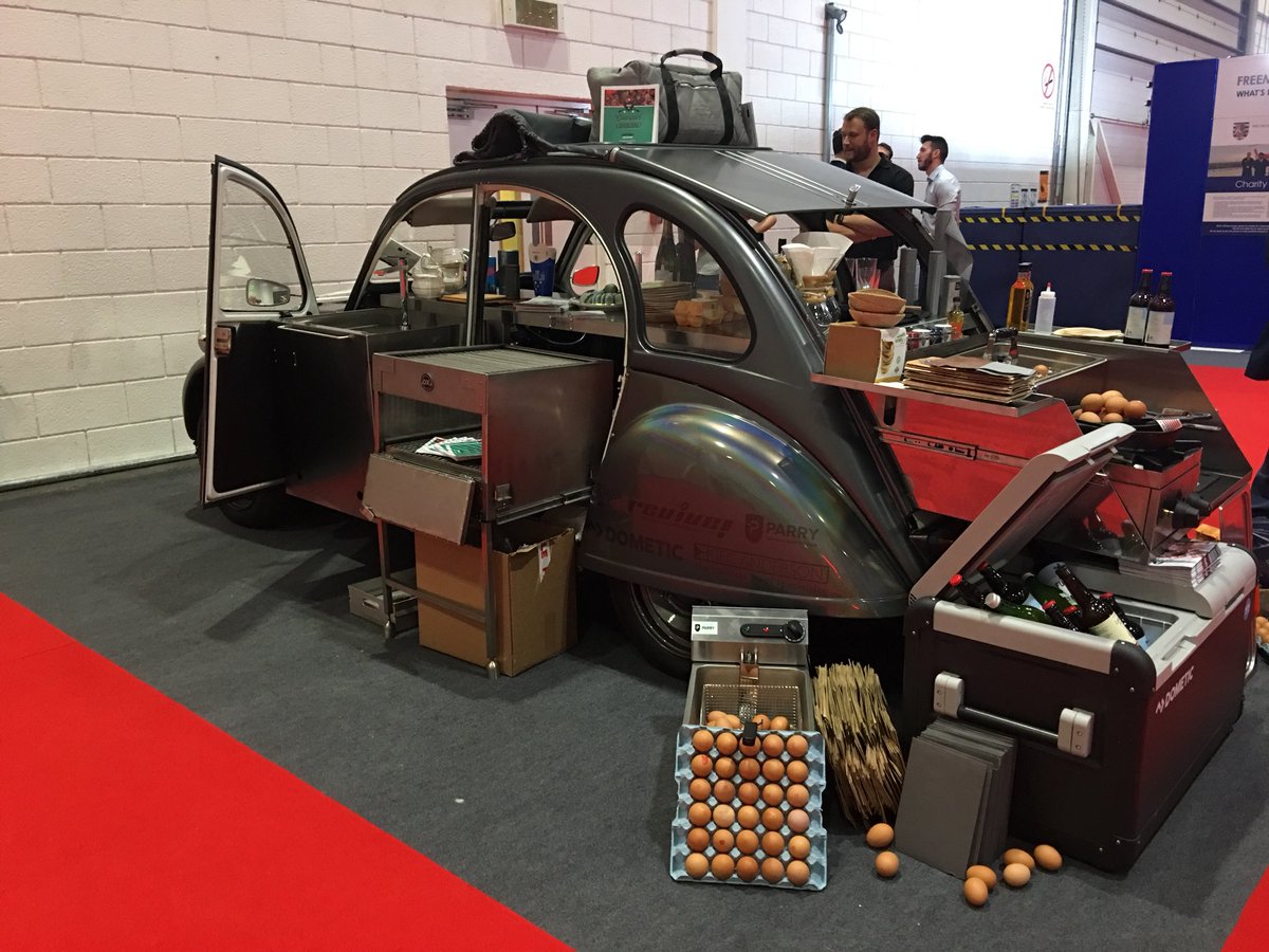 Road2Adventures's tweet photo. Love the @2cvat70 on display at the @londonmotorshow
https://t.co/URyIjR8V7q https://t.co/LNITBUqWoG
Photo Credit: CH Photography
#roadtoadventures #roadtrips #classiccars #carlife #carlifestyle #londonmotorshow #excellondon #motorshow #citroen #citroen2cv #citroën2cv https://t.co/c1IE1qkdnj