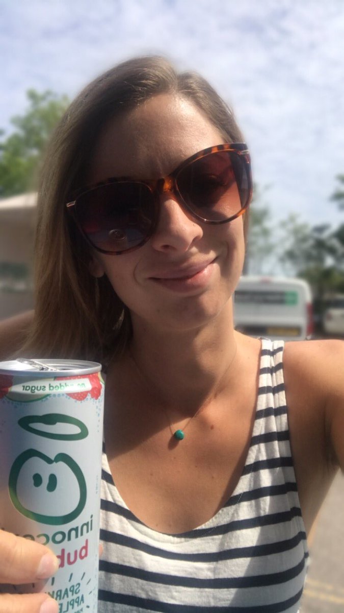 GFBlogger's tweet image. Got my @innocent fizzy pop and a deck chair so currently standing (sitting) guard outside Gazette HQ waiting for news 😂 #weekendshift