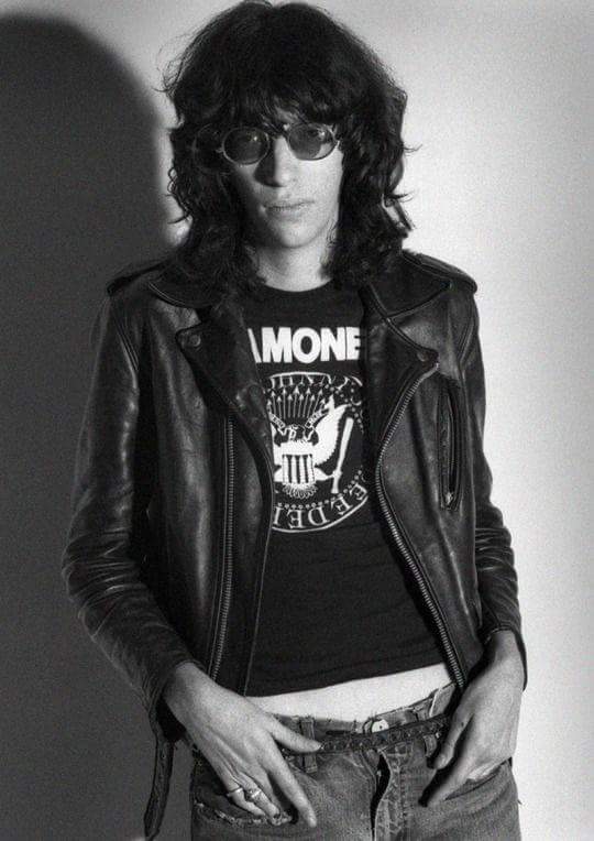 Joey Ramone (Jeffry Ross Hyman / Ramones Birth 1951.5.19 2001.4.15
Happy Birthday
 