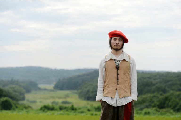 thecampbookfes's tweet photo. 出演アーティスト紹介！ #踊ろうマチルダ 北ヨーロッパ周辺の音楽にルーツを見出しながらも一度聴いただけで心に住み着いて離れないようなメロディ。物語を感じさせる丁寧な日本語詞。優しくも激しいその「圧倒的な歌声」が聴く人の胸の奥に埋もれていた原風景を呼び覚ます。 #TCB2018 では9日の出演！ https://t.co/DguXnpktp7
