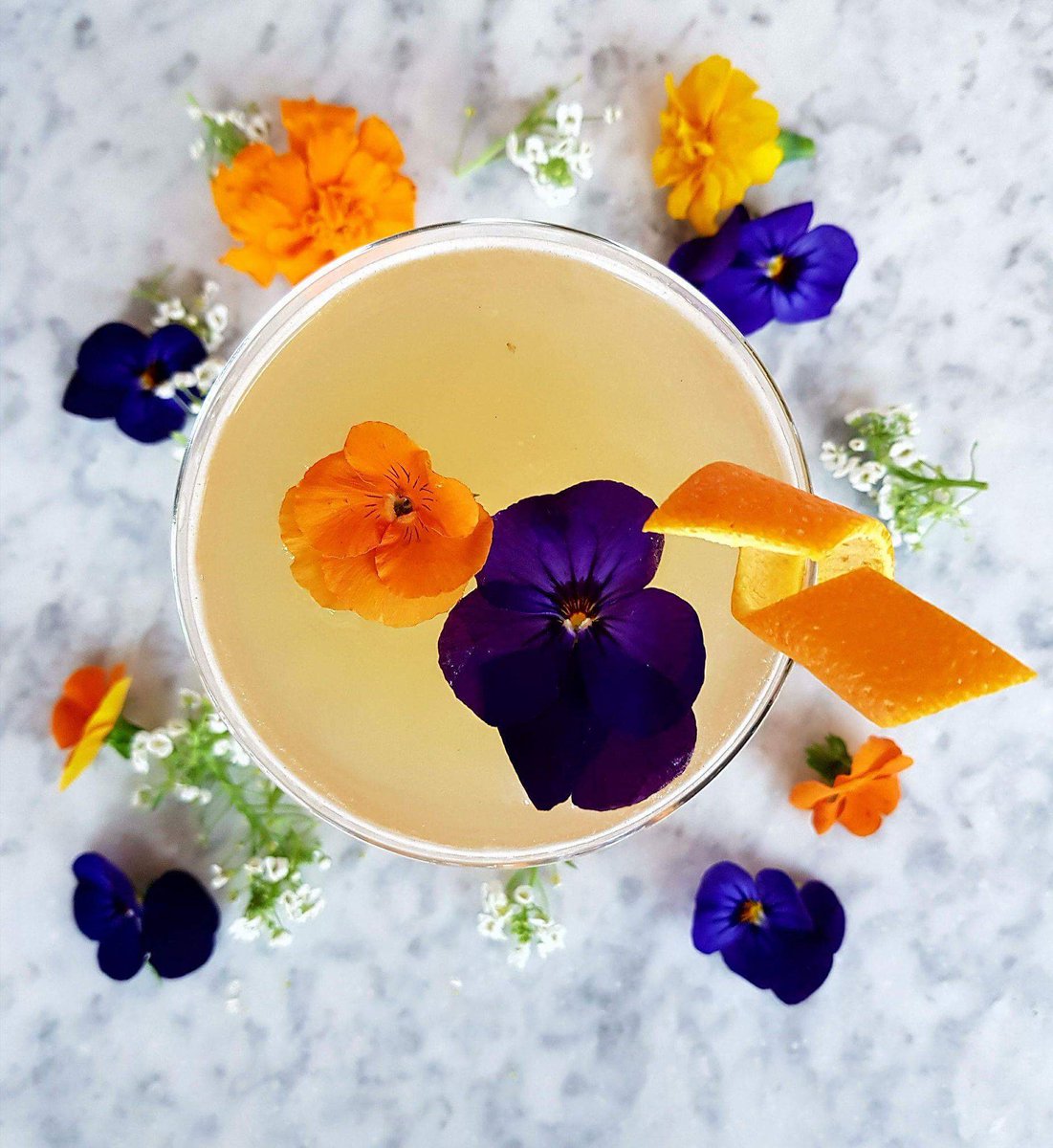 TheCocktailEx's tweet photo. Tomorrow we welcome The Summer Cocktail Experience, a week of celebrating the art of mixology in 21 of Leeds’ best bars! 🔥 The sun is shining all week, so be it after work drinks or bank holiday plans, don’t miss the chance to sip cocktails while soaking it up... 🌞🍹 #TSCE https://t.co/dA2SCfqhBW