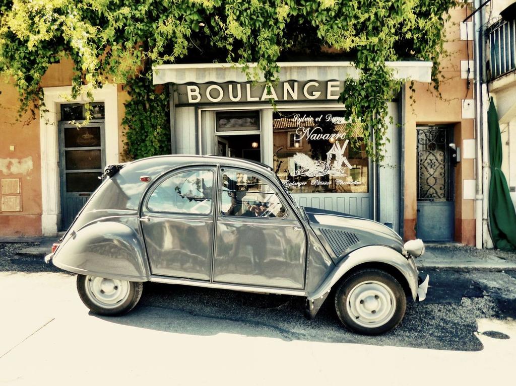 monamist75's tweet photo. Citroën 2CV https://t.co/tQCG4a2Knd
