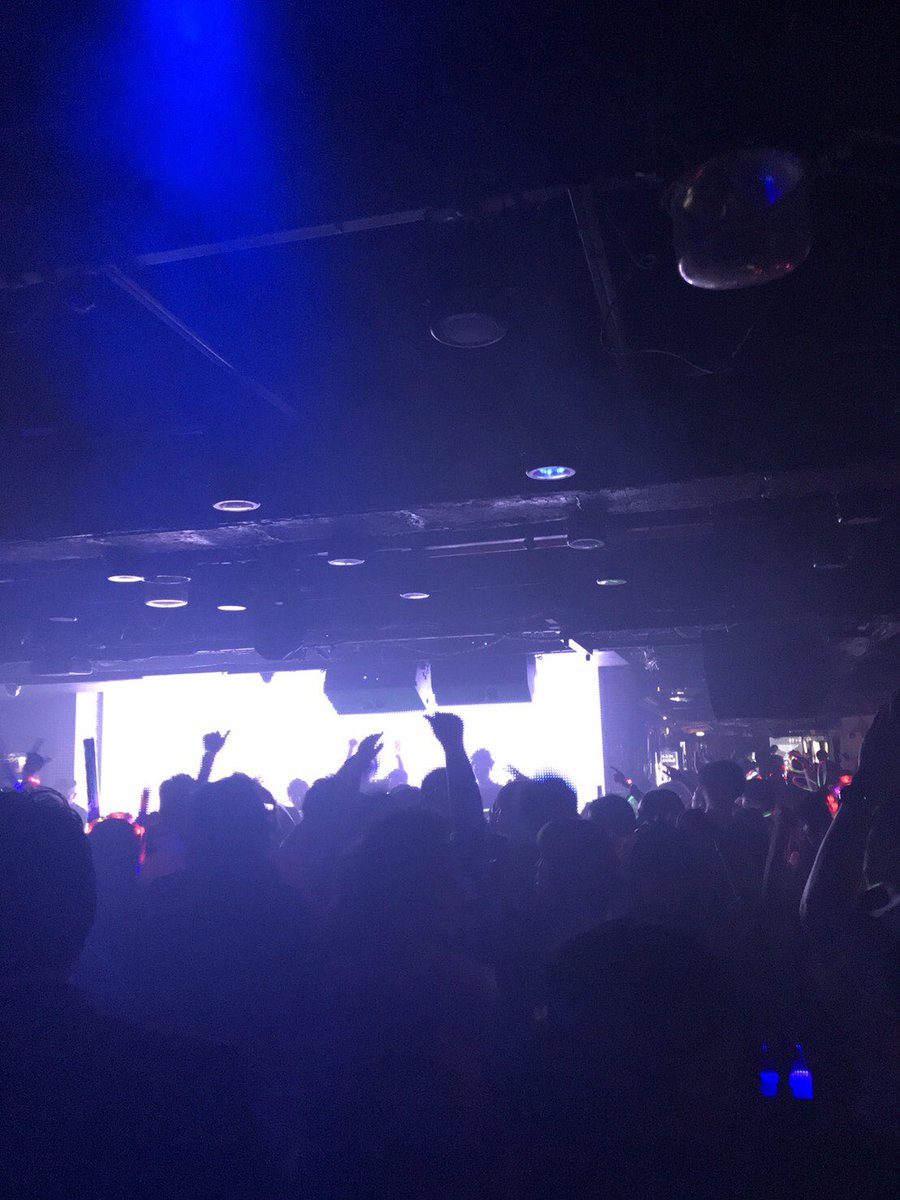 DJYOUTH_'s tweet photo. 本日5/20(日)
V2 TOKYO

"音"

受付にて▶︎
◆【ユースのゲスト】
と言えば▶︎

最安値入場可能。
(女性フリー)

#V2
#V2TOKYO
#v2ゲスト
#バニティー
#バニティーゲスト
#vanity
#vanitylounge
#ゲスト
#ディスカウント
#六本木
#渋谷
#クラブ
#club
#最安 https://t.co/Ur9U3vkJv9