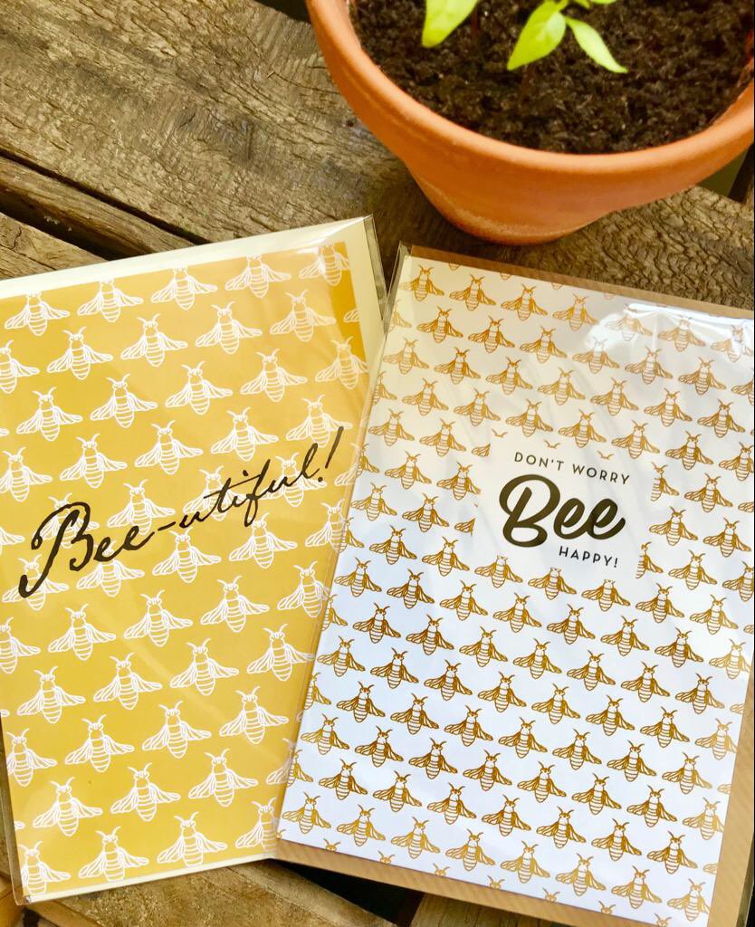 StudioScrase's tweet image. Celebrating #WorldBeeDay (not #WorldBidet) with our 🐝 inspired cards - available now on studioscrase.com 

@bathindiechat #BathIndependent