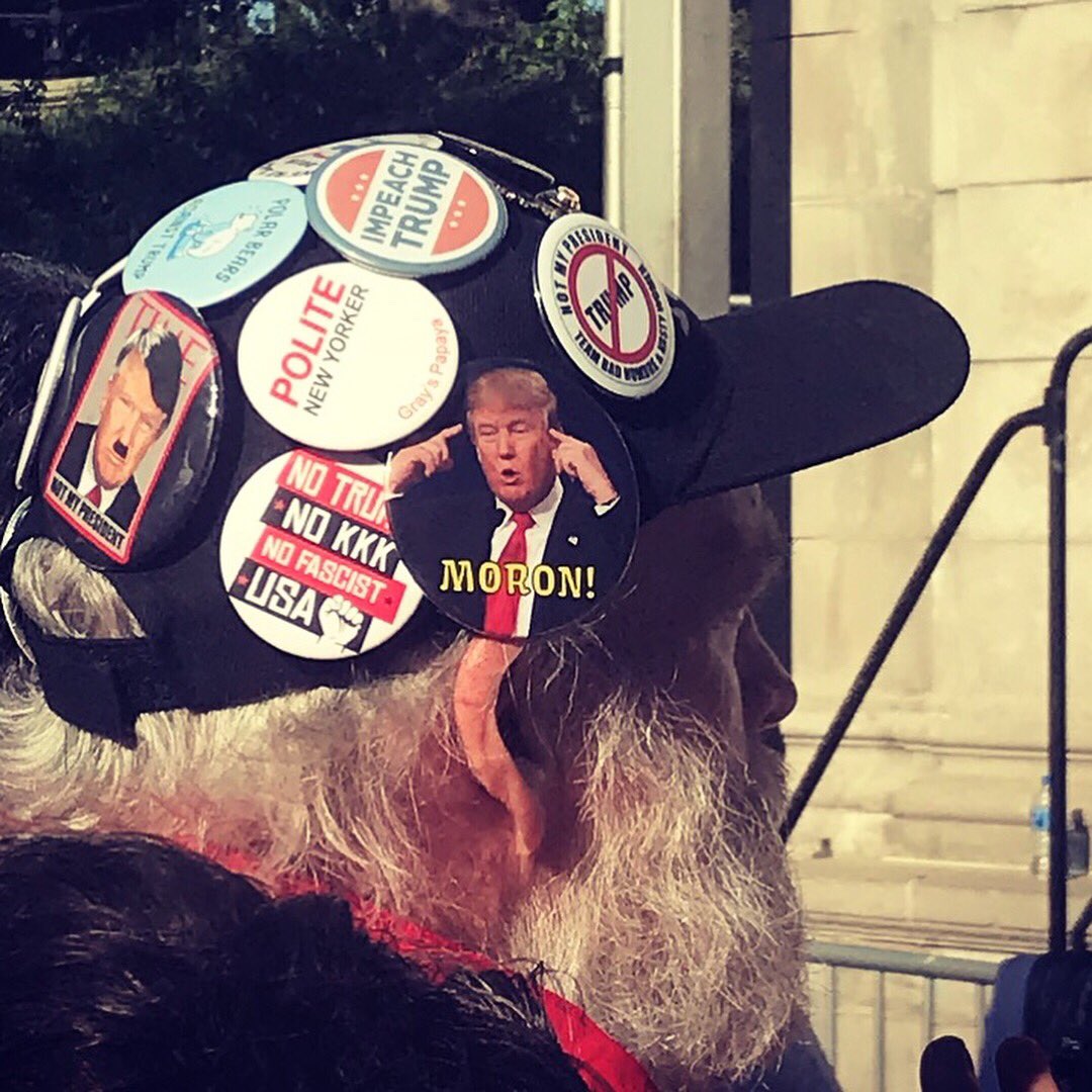 NYCSightsSounds's tweet image. Beam Me Up Scotty! Listening to Live Music @CentralParkNYC #Bandshell #nyc ✌🏻 #politicalworld