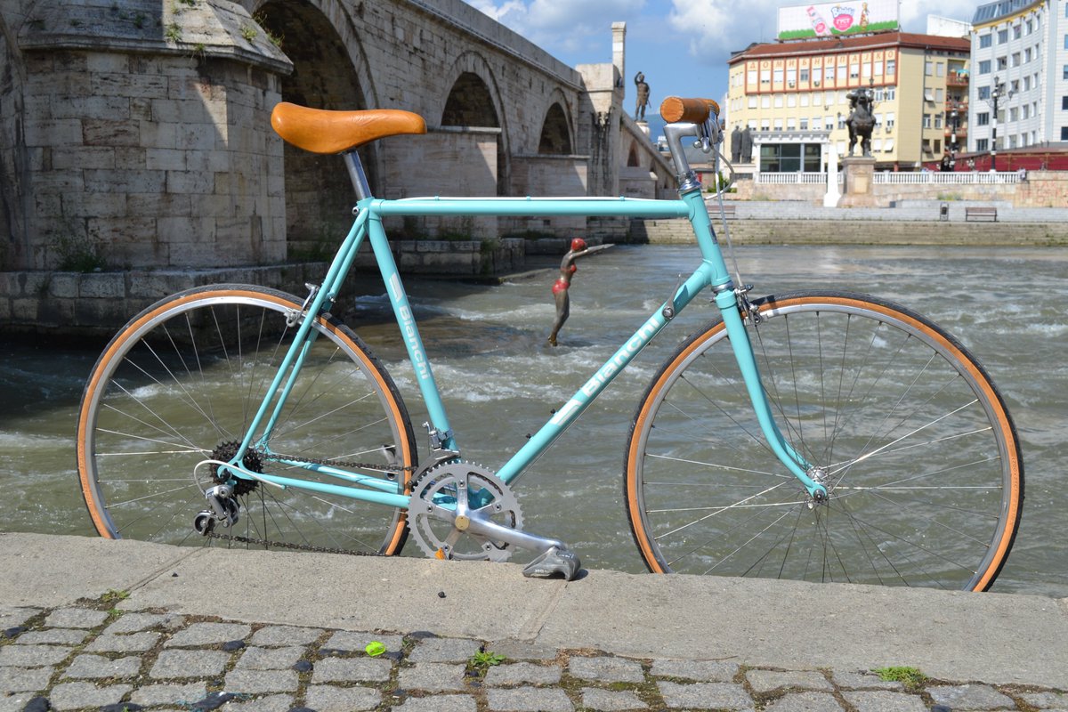 DragonCustom01's tweet photo. #bianchi #bike  #tocak #velo KARMA za prodazba, for sale https://t.co/3CI9yqRZ7K