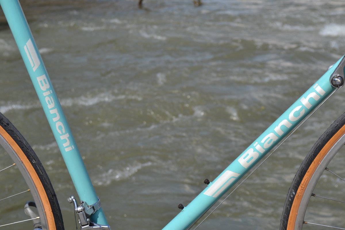 DragonCustom01's tweet photo. #bianchi #bike  #tocak #velo KARMA za prodazba, for sale https://t.co/3CI9yqRZ7K
