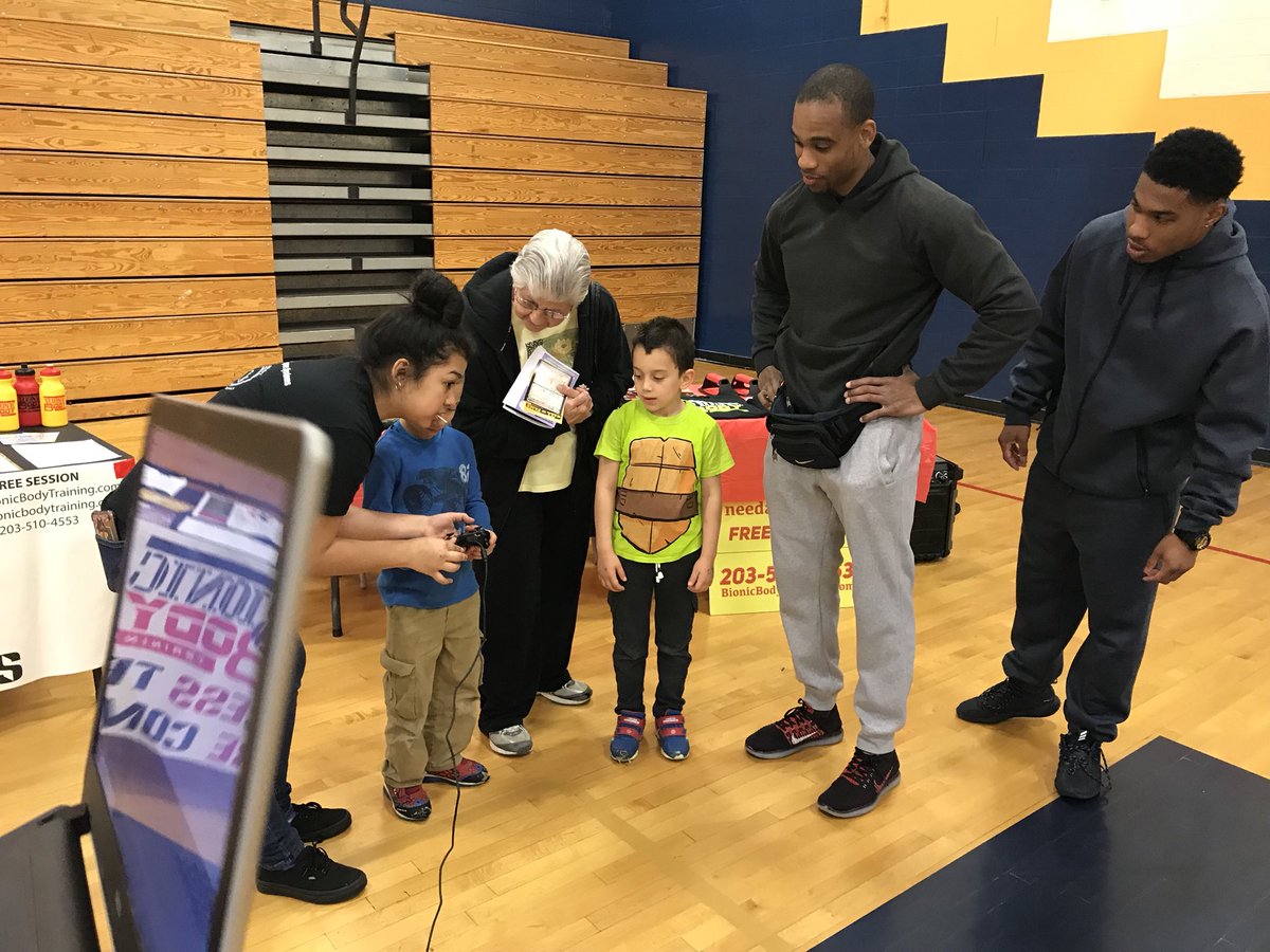 Had a great time showing off this year’s bot at Community Day 🥜⚡️ #nutsandboltsandoutreach