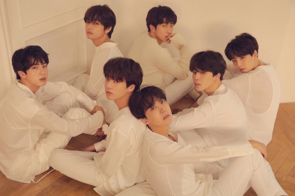 miu11460394's tweet photo. もう一度言います。

本気です。
1位をあげたい。

私はBTSに勇気をもらっています。
元気をもらっています。
夢をもらっています。

だから今度は私たちから1位をあげたいんです。

#IVoteBTSBBMAs
@BTS_twt https://t.co/xJQ4nCB5gR
