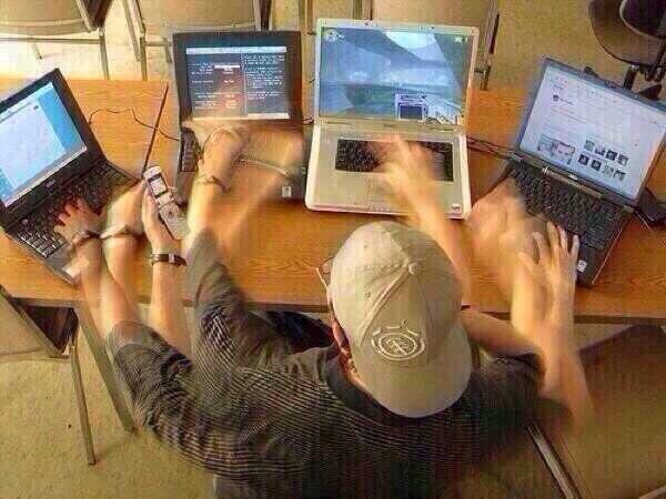 triptychsg's tweet photo. armys starter pack when the last day of voting is approaching.

PINOY ARMYS

#IVoteBTSBBMAs  @BTS_twt https://t.co/ThyD6h3VmM