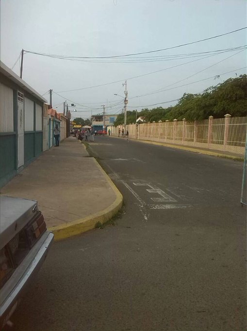 View image on Twitter