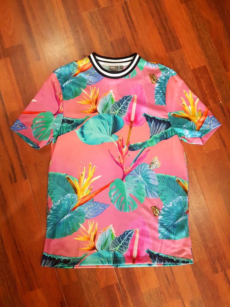 N86Apparel's tweet photo. For Today's Festivities ☉🌴

#ShopNouveau86 
#Nouveau86Apparel 
#FlyShxtOnly https://t.co/450QYlN3cu