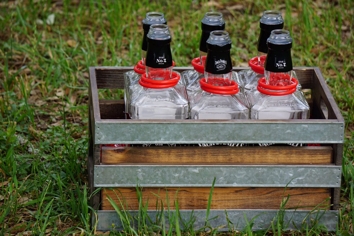 upwdtrans's tweet image. Join us at Family Volunteer Day until 12:30 today!  #utthRocksDay  #2muchFUN