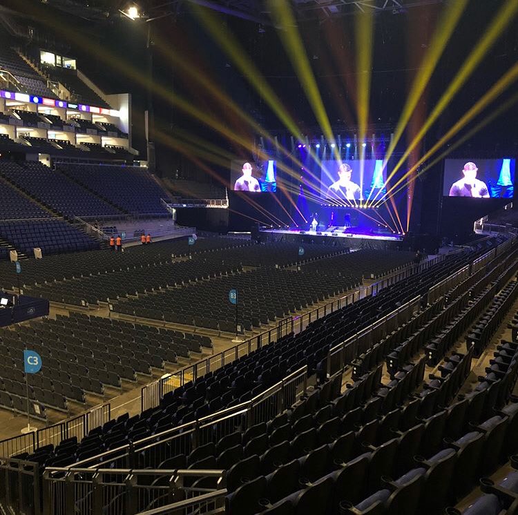Trevor Noah filled the O2 Arena in London last night 👑🇿🇦