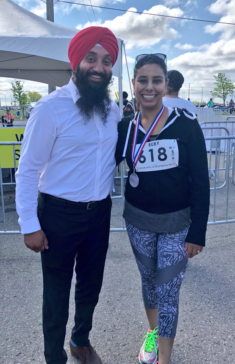 rubysahotalib's tweet photo. Great to see so many of my colleagues out this morning participating in #InspirationSteps and raising funds for @ggscf https://t.co/yiXPSm9WFJ