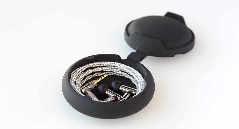 ももクロ final コラボイヤホン ももクロ×finalコラボイヤホン 未使用