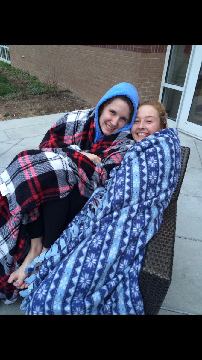 haileyap14's tweet photo. Happy birthday to my fav @livbrackett don’t know what I would do without ya 😗😗 love you lots livvy❤️ https://t.co/01f3ckjc2F