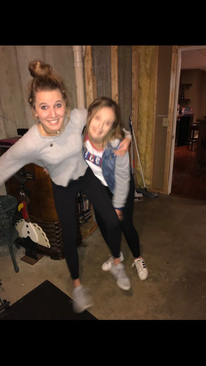 haileyap14's tweet photo. Happy birthday to my fav @livbrackett don’t know what I would do without ya 😗😗 love you lots livvy❤️ https://t.co/01f3ckjc2F