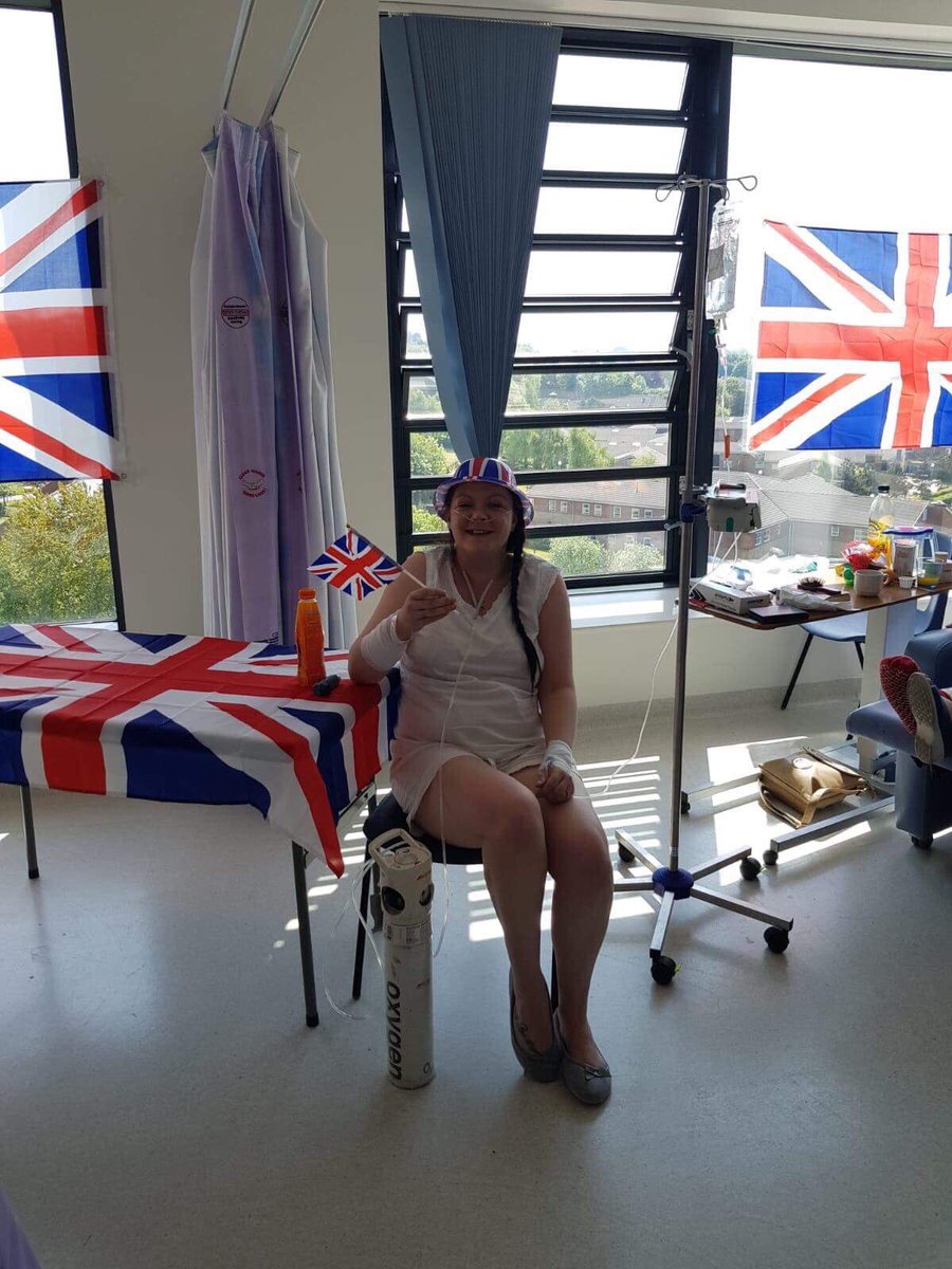 Ward233rsuh's tweet photo. Some more brilliant photos of our patients and staff celebrating the royal wedding 💜 #ward233 #royalstoke #RoyalWeddding #HarryandMeghan @tracymellor2 @MedDivision @BrianwDolan @k_mantron @LizRix_UHNM https://t.co/TSOws2s7QX