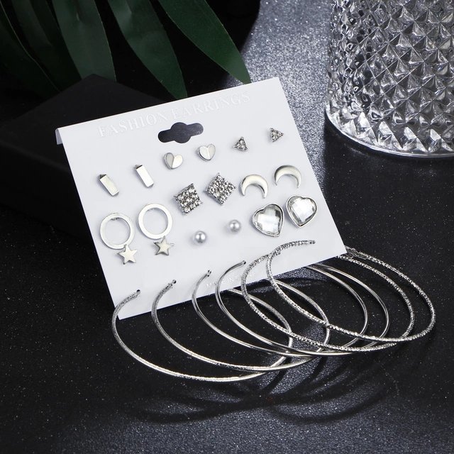 1kishng's tweet photo. Beautiful knuckle rings, Earrings, statement necklaces, fashion rings, brooches available at very affordable prices. Slide in our DM to see more and place orders. 
Please RT 🙏🙏🙏 https://t.co/GrOsyhV2UW