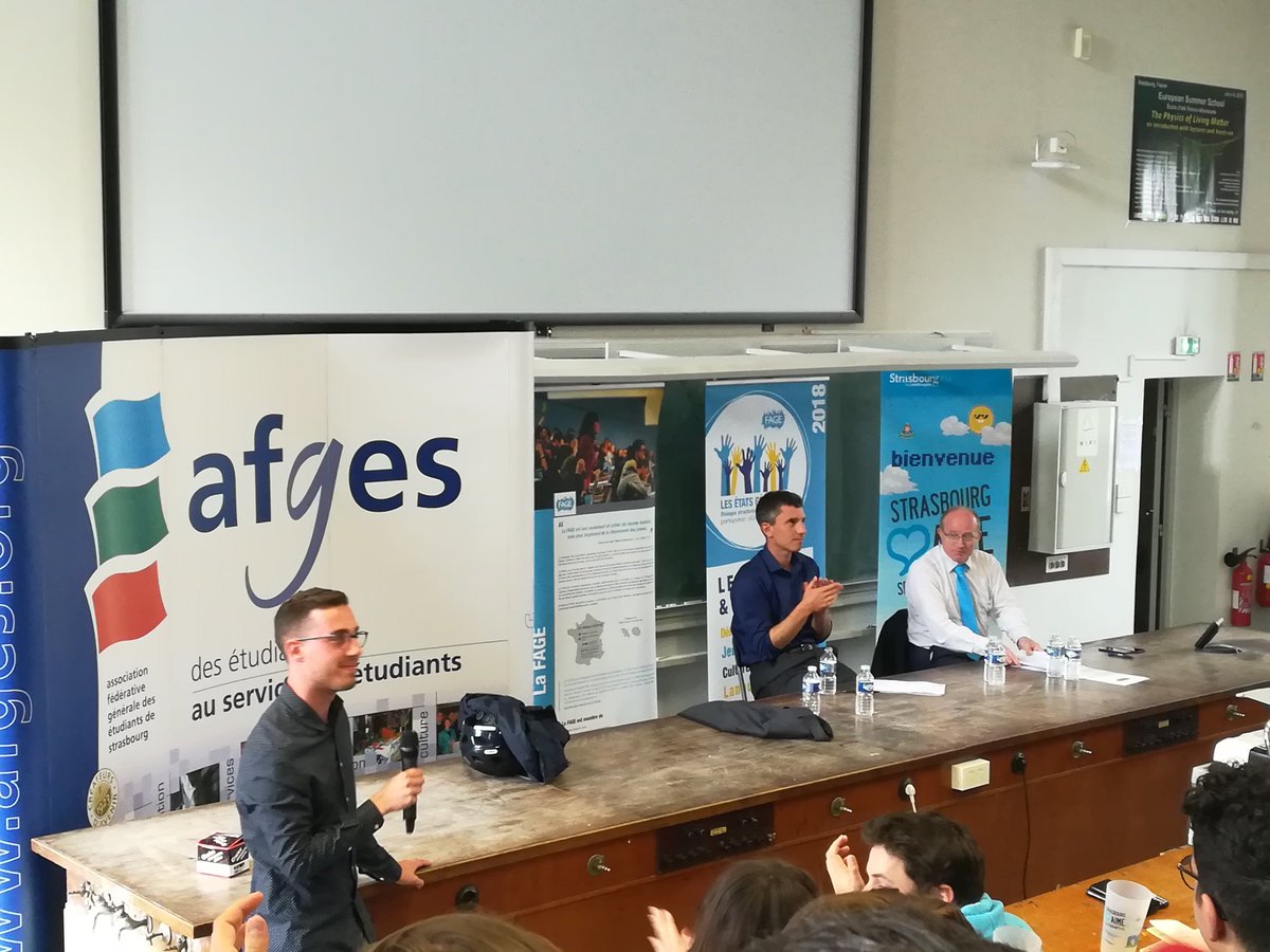 FedeOsteo's tweet photo. Colloque sur l'Europe, la culture et la jeunesse avec @BrunoStuder67 et @RobertWalter51 lors du séminaire national des arts et cultures étudiantes #SNACE18 organisé par l'@AFGES.
#20ansBologne2018 @La_FAGE https://t.co/urhM5V2enY