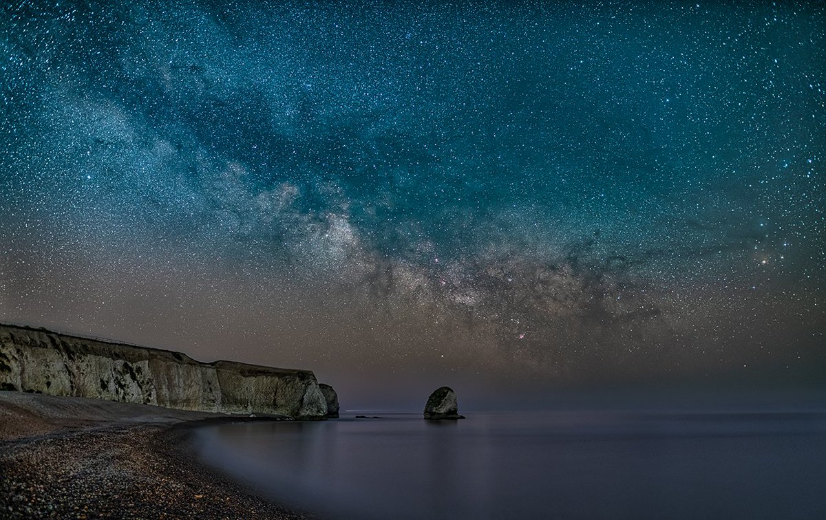 Jeff_ElmStudio's tweet photo. Freshwater Bay @ Night.  Full details can be found here: https://t.co/MB9owVwv5L

#appicoftheweek https://t.co/fUKeDqsWNl