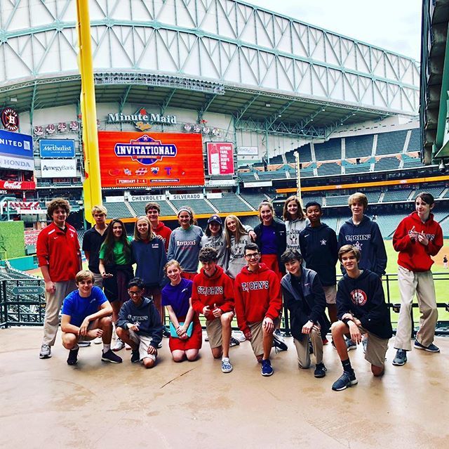 SJS_MS_PAM's tweet photo. Remember that time when #PAMfam2 went to @minute_maid_park and learned how @astrosbaseball used math, science, and talent to win baseball games?  #fieldtrip #mathandscience https://t.co/6IoyEEgc0h https://t.co/TmJsW4AYlQ