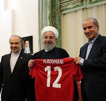 determoon's tweet photo. خب خیالم راحت شد، دیگه اصلا نگران نیستم :)) https://t.co/t5bEMPuw56