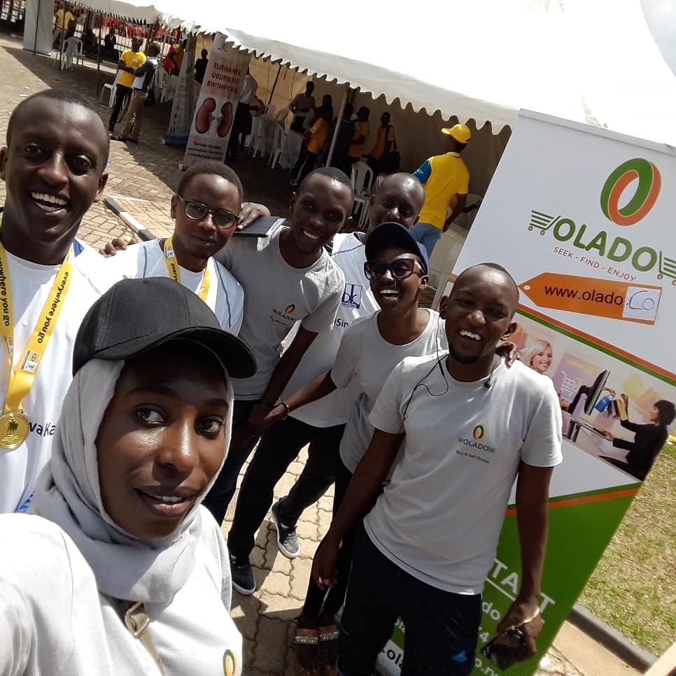 Olado_RW's tweet photo. After Running for peace @BankofKigali Team meet OLADOTeam and talked about business........
#KIPM2018 
It was a big pleasure to meet you guys. https://t.co/79OfnrEyvc