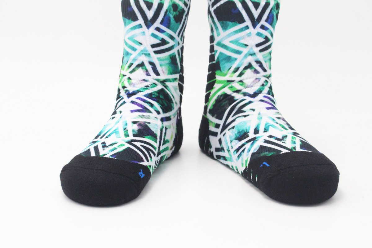 Yatta_Life's tweet photo. Yatta Life New Water Proof Socks Now Available in Canada https://t.co/vHBLGAgYiW #hike #explore #running #biking https://t.co/5rKSPlrx2o