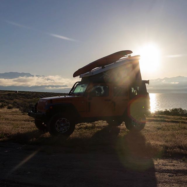 venture4wd's tweet photo. Rise and shine! #callofadventure #wanderlust #vanlife #homeiswhereyouparkit #adventuremobile #jeep #overlander #campvibes #morning #sunrise https://t.co/nm2TEgb5zk https://t.co/78hwScu2IT