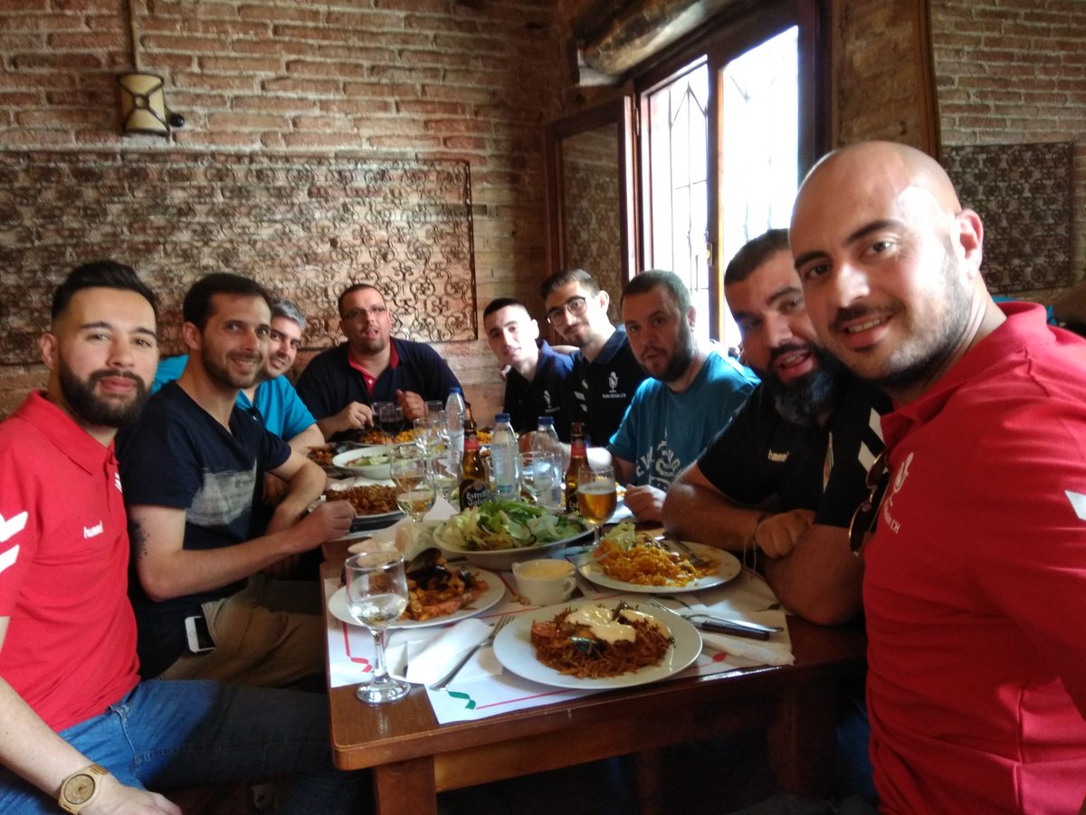 RadioAficion_lh's tweet image. El primero lo marcamos nosotros!! Som-hiHospi!!! #radioaficionLH #paellafideuá #equipasso #somosdeplayoff