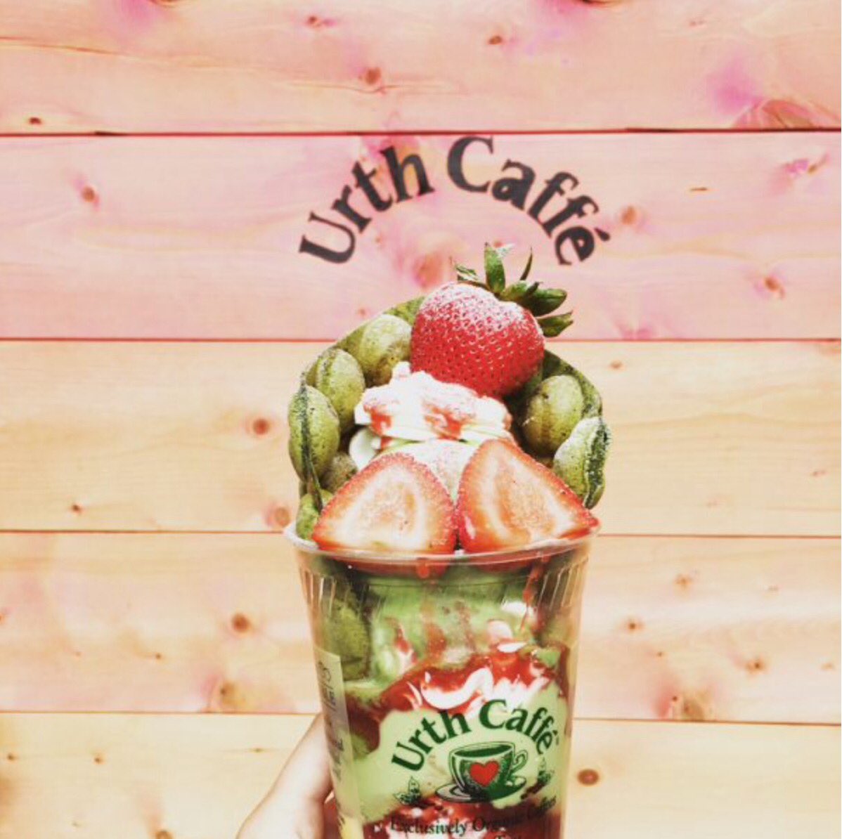 極上のスイーツ tweet media