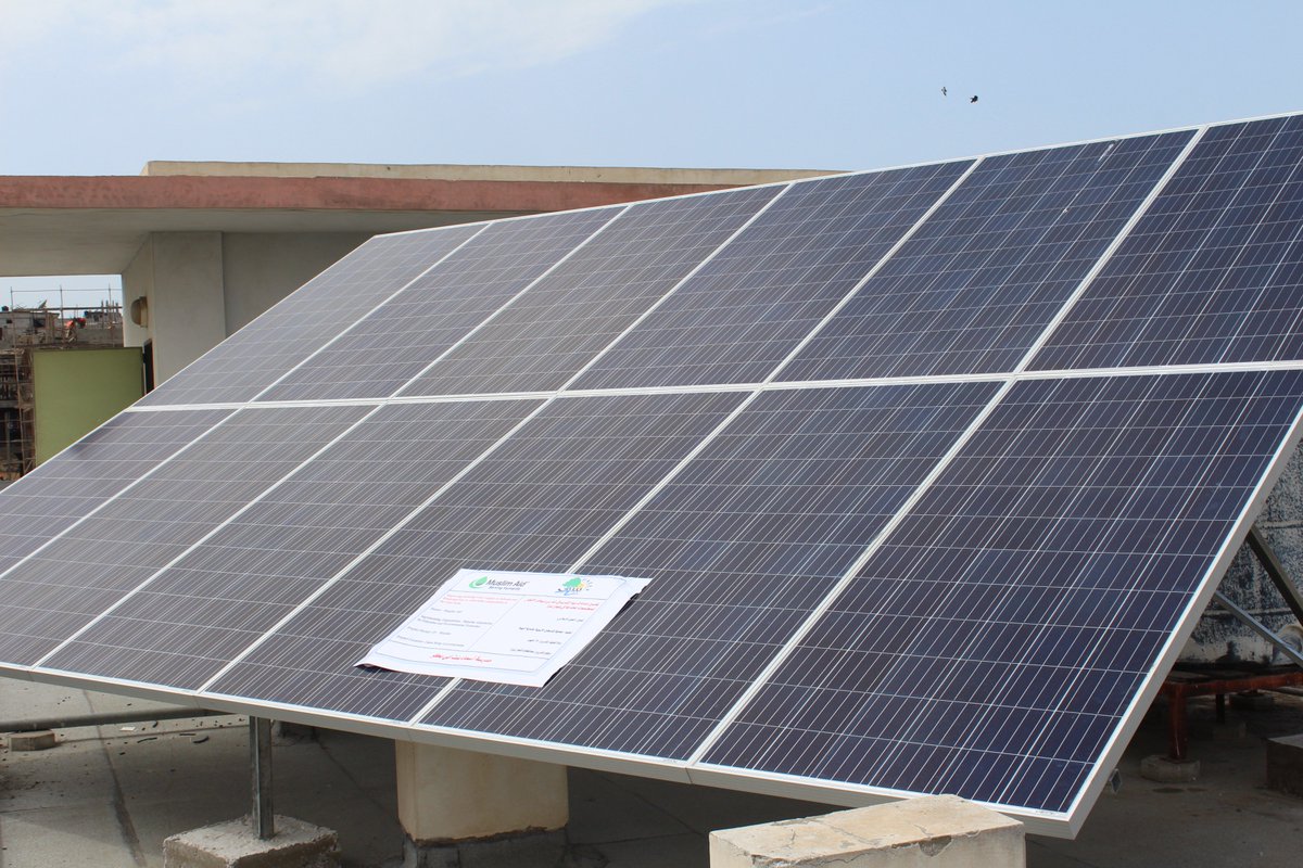 IlmFeed's tweet photo. @Muslim_Aid have come up with an innovative solution to solve this. Their new water purification units can purify dirty water and keep going when there is a power cut as they are solar powered. https://t.co/rhw4ANbmC7