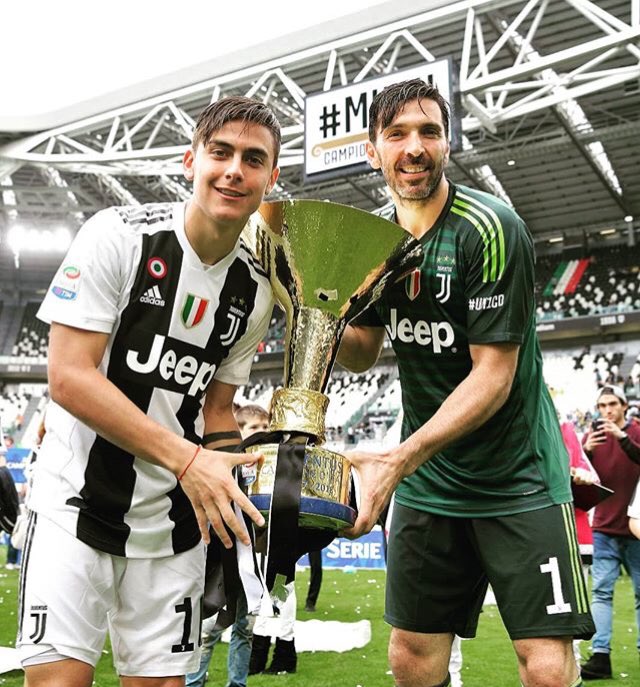 jesscnna's tweet photo. @ManueliinAGP @gianluigibuffon Chulada de maiz prieto https://t.co/BatwGqd2AW