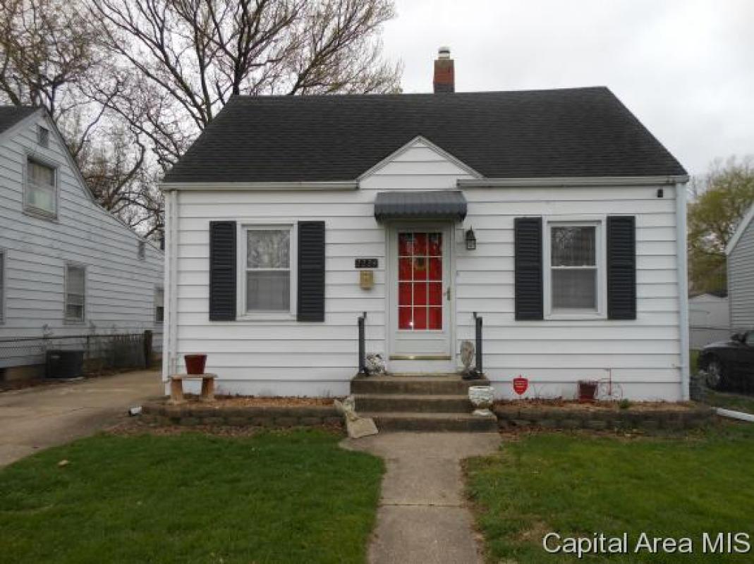 DebbieLewison's tweet photo. I am looking for a buyer on 2224  Converse Ave #Springfield #IL  ... https://t.co/gKrcc7gpD2 
RE/MAX Professionals https://t.co/8rcI9BSDJE